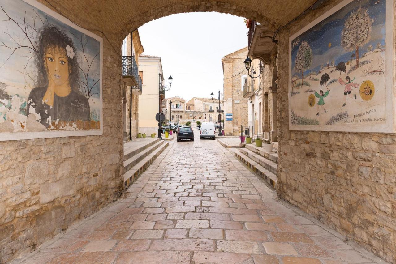 Agora' Castelnuovo Della Daunia Bed & Breakfast Exterior foto